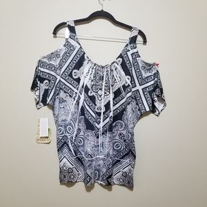 One World Cold shoulder blouse